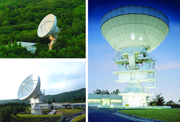 그림 1. (왼쪽 위) KVN연세전파천문대, (왼쪽 아래) KVN탐라전파천문대 (오른쪽 사진)  KVN울산전파천문대