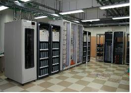 한일상관센터에 설치된 한일공동VLBI상관기의 모습